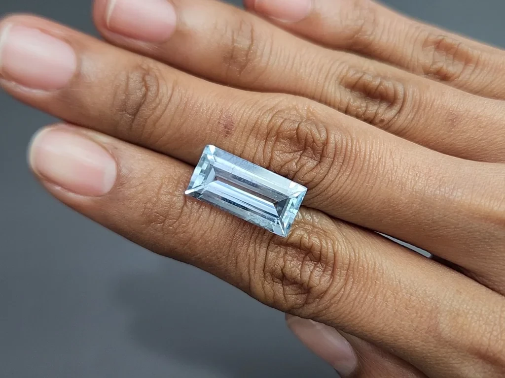 Aquamarine baguette cut  6.83 carats, Madagascar Image №2