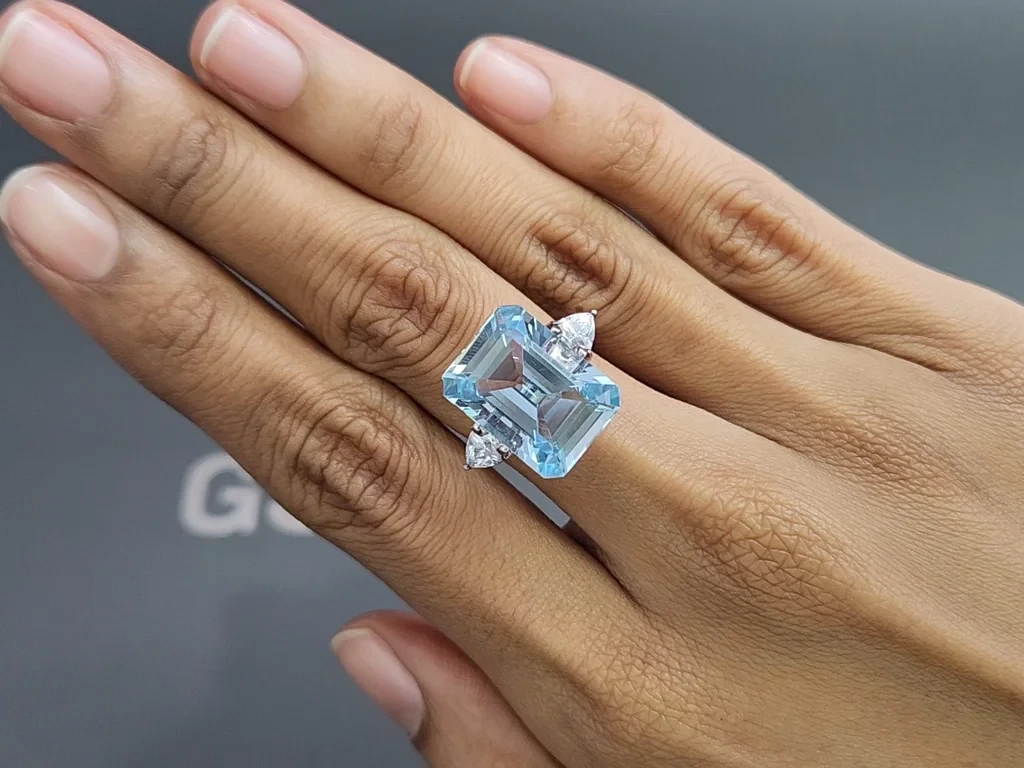 Aquamarine octagon cut 11.01 carats, Madagascar  Image №5