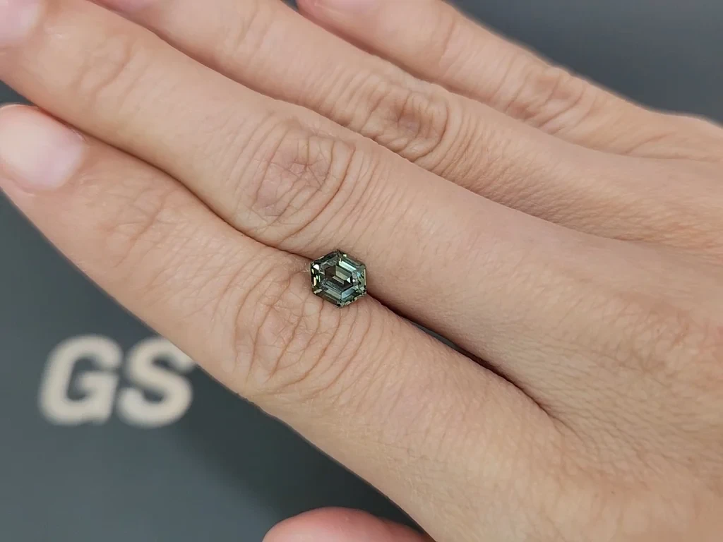 Unheated sapphireTeal fancy cut 1.20 carats, Madagascar Image №2