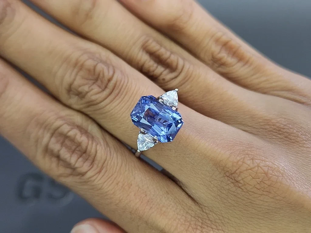 Unheated Intense Blue sapphire in radiant cut 8.05 carats  Sri Lanka Image №5