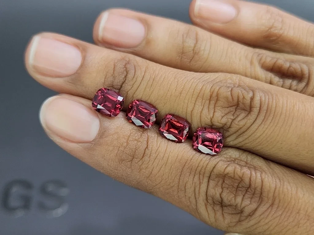 Set of  garnets rhodolite cushion cut  5.84 carats, Madagascar Image №1