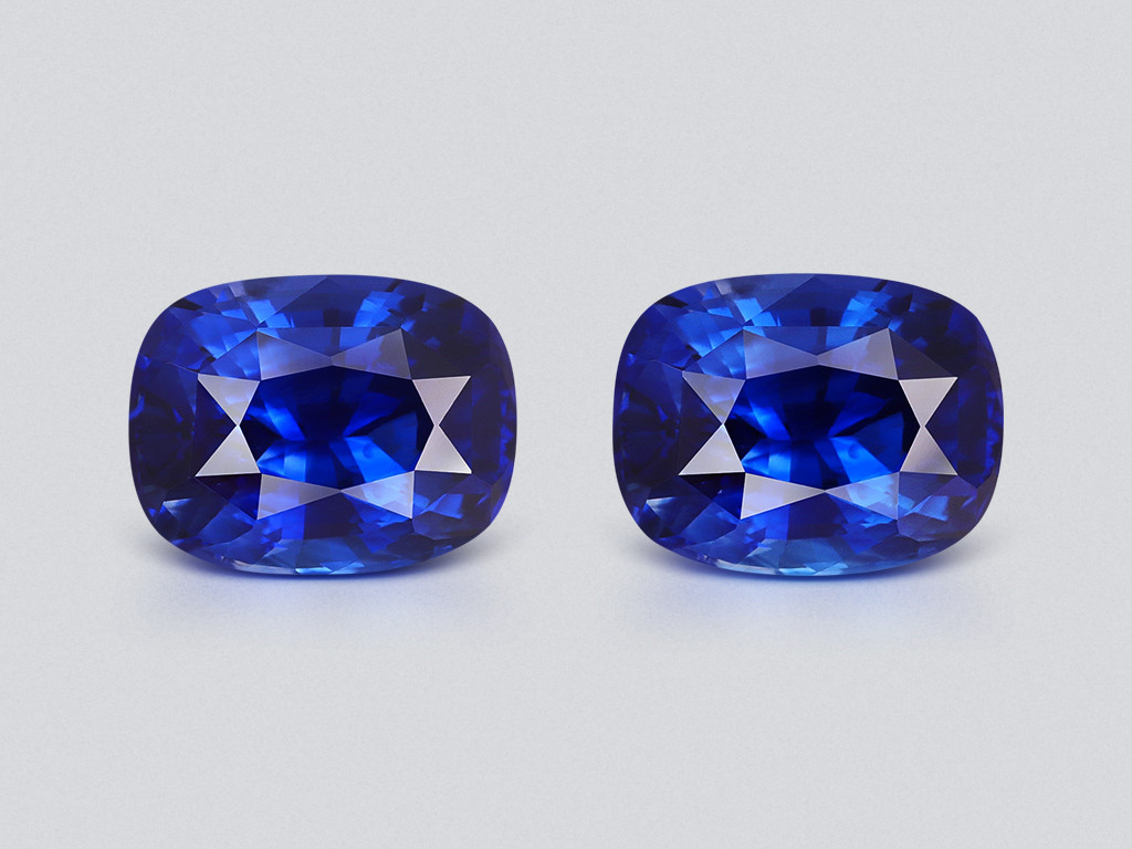 Pair of sapphires Royal Blue cushion cut 14.26 carats, Sri Lanka  Image №1