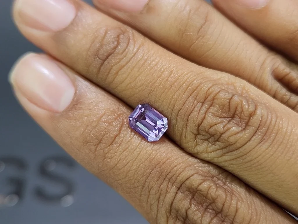 Unheated lavender sapphire octagon cut 2.04 carats, Sri Lanka Image №2