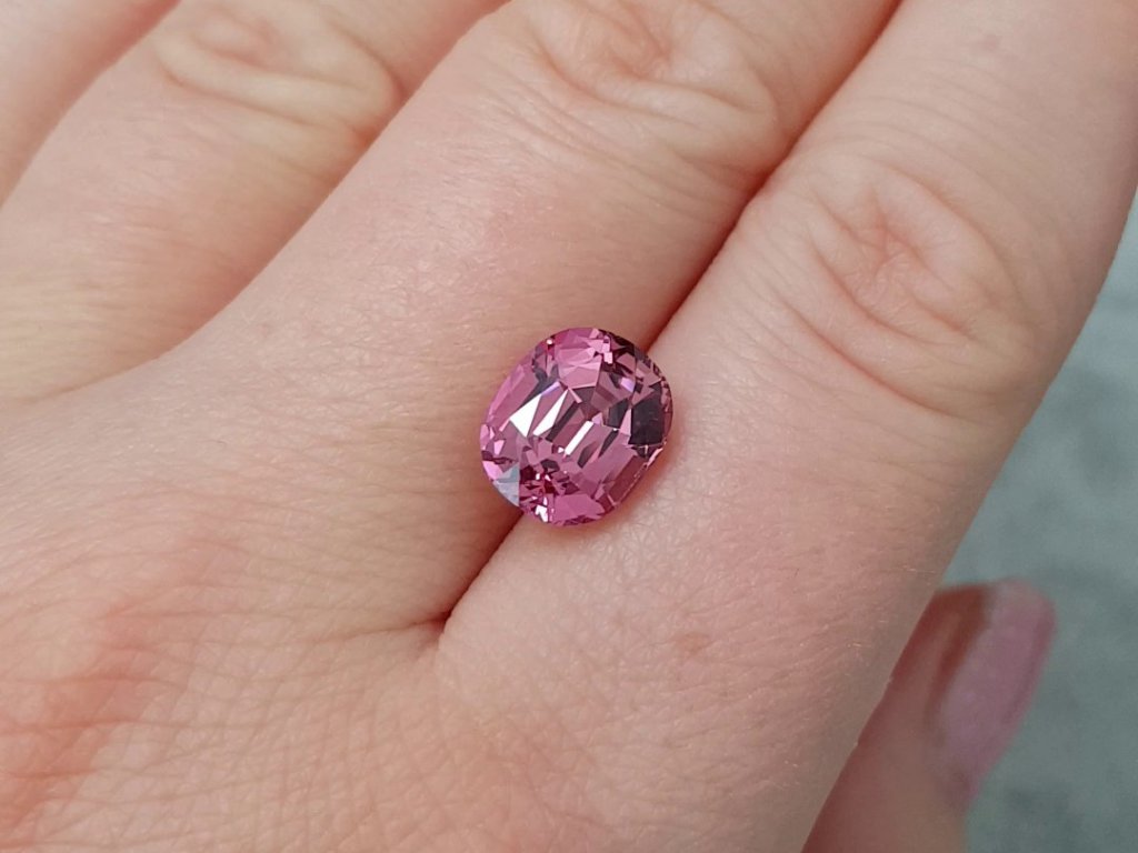 Pamir pink spinel 4.66 ct Lotus Image №2