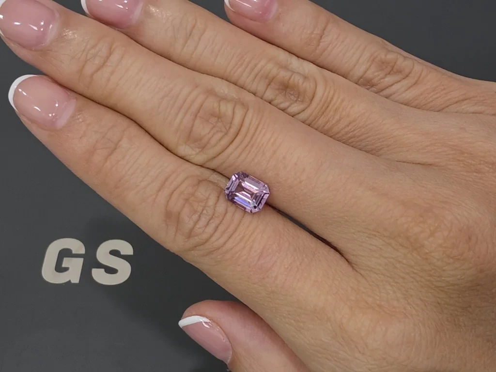 Spinel Mahenge violet pink octagon cut 2,05 carats, Tanzania Image №2