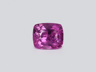 Sapphire Vivid pink cushion cut 3.03 carats, Sri Lanka photo