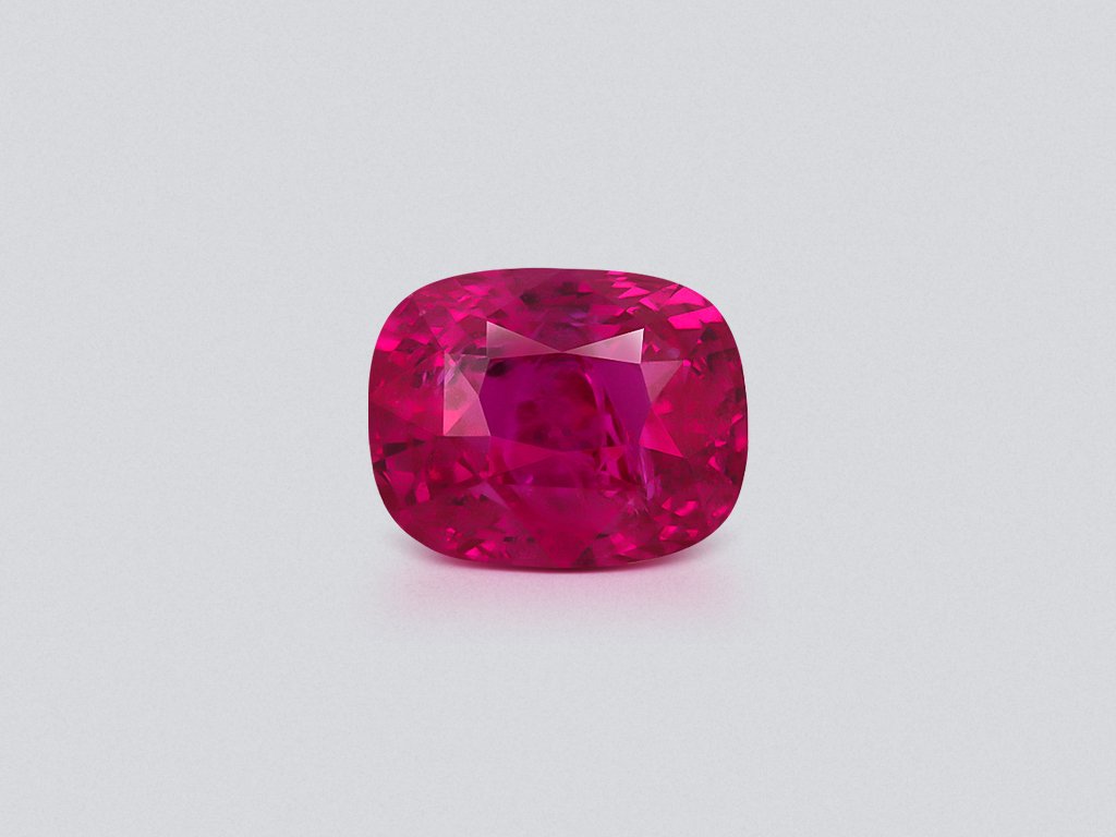 Unheated ruby cushion cut 2.55 carats, Mozambique Image №1
