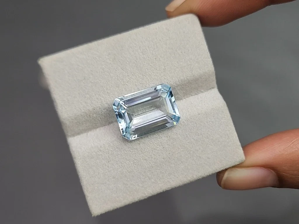 Aquamarine octagon cut 8.18 carats, Madagascar Image №4