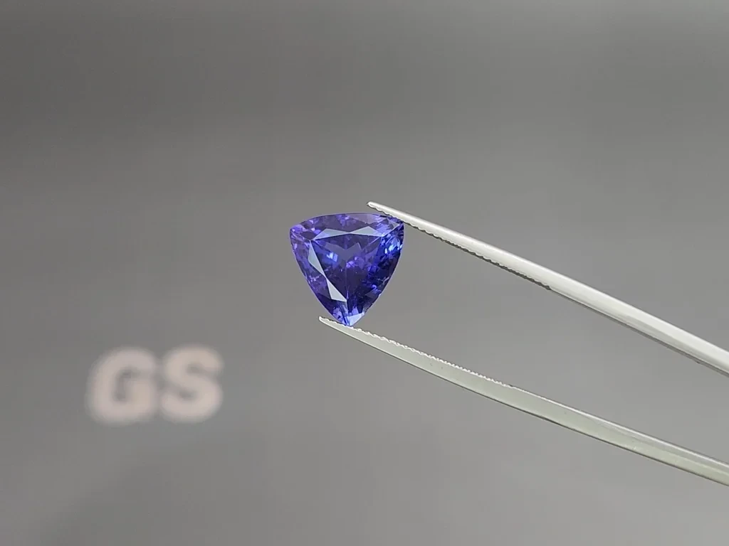 Tanzanite trillion cut 7.14 carats,Tanzania Image №3