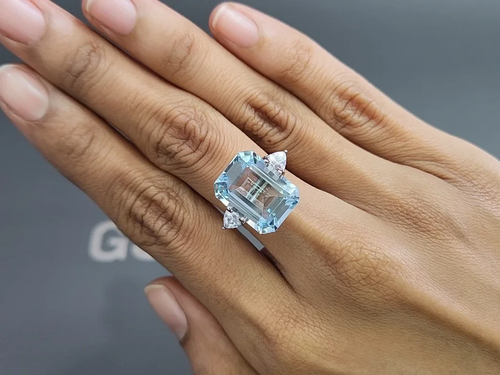 Aquamarine octagon cut 10.70 carats, Madagascar  Image №5