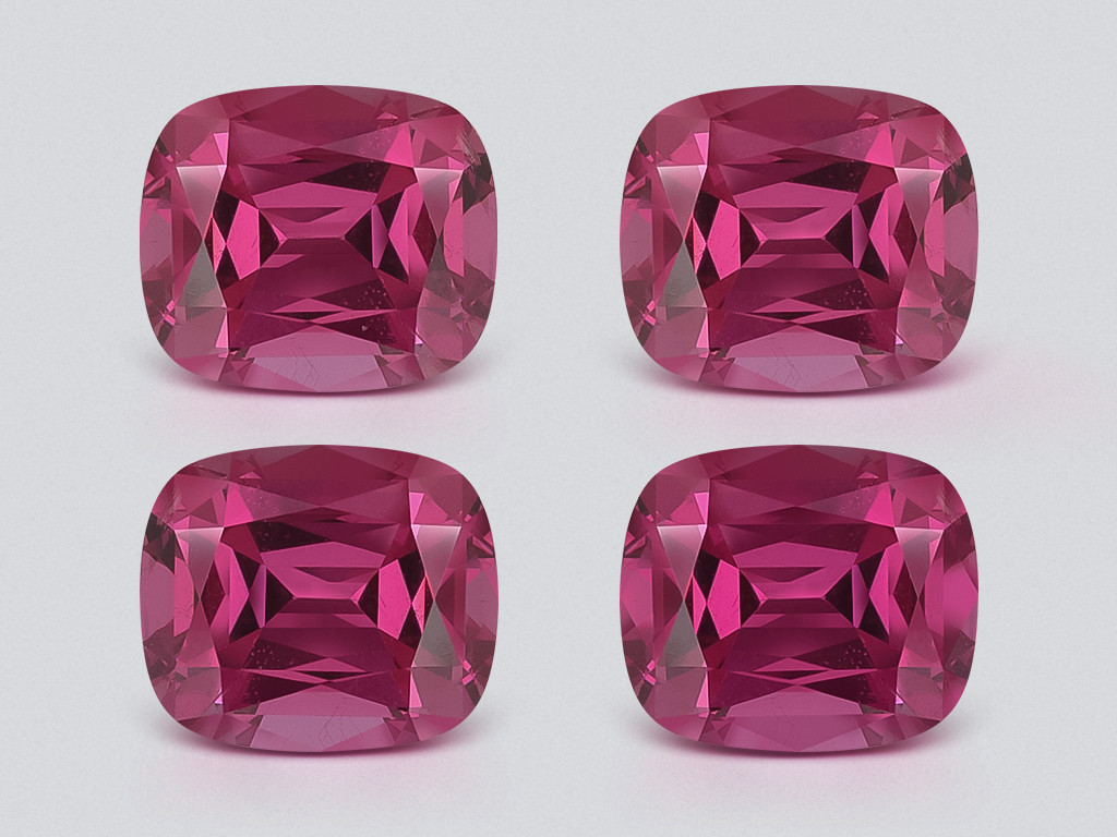 Set of garnets rhodolite cushion cut 5.75 carats,  Madagascar Image №1