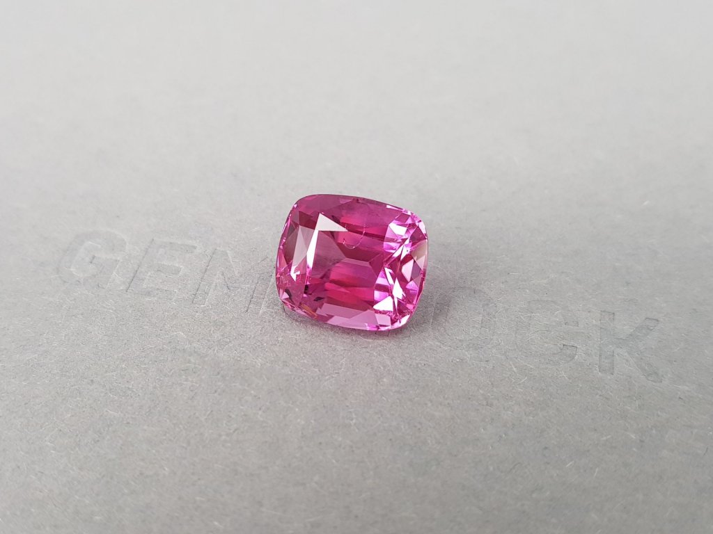 Vivid pink tourmaline in cushion cut 7.34 ct from Nigeria Image №3