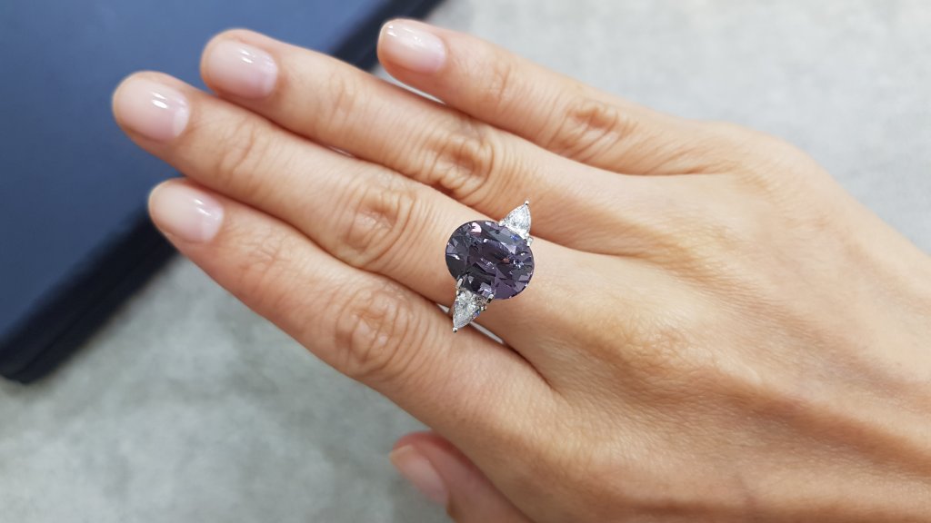 Intense purple gray spinel in oval cut 7.88 ct, Burma Image №4