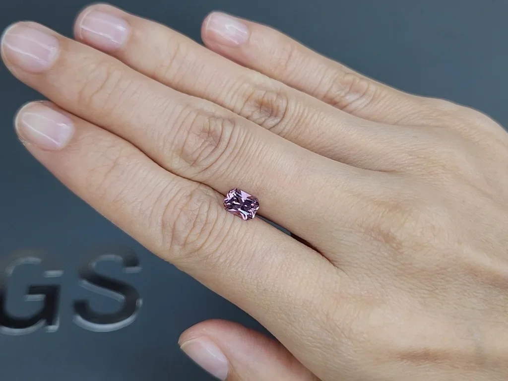 Violet radiant cut sapphire 1.09 carats, Madagascar Image №2