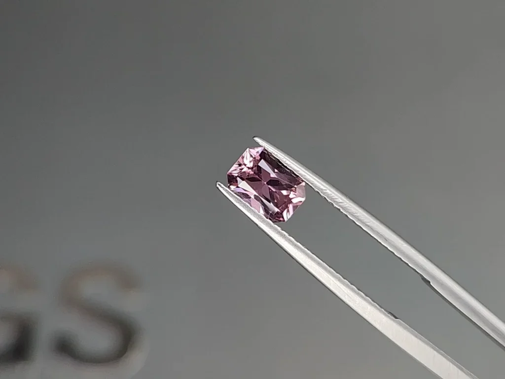 Violet radiant cut sapphire 1.09 carats, Madagascar Image №3