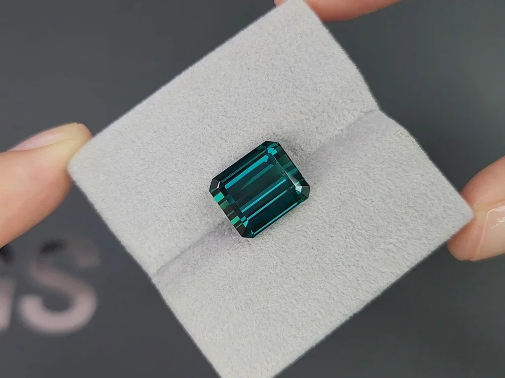Vivid blue indicolite tourmaline in octagon cut  7.25 carats Image №4
