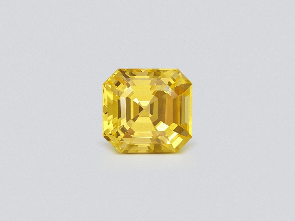 Unheated yellow Golden color sapphire in radiant cut 15.90 carats, Sri Lanka Image №1