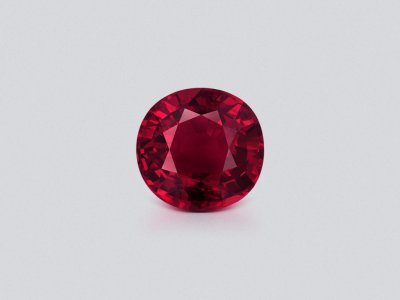Spinel Vivid Red  cushion cut 7.03 carats, Vietnam photo