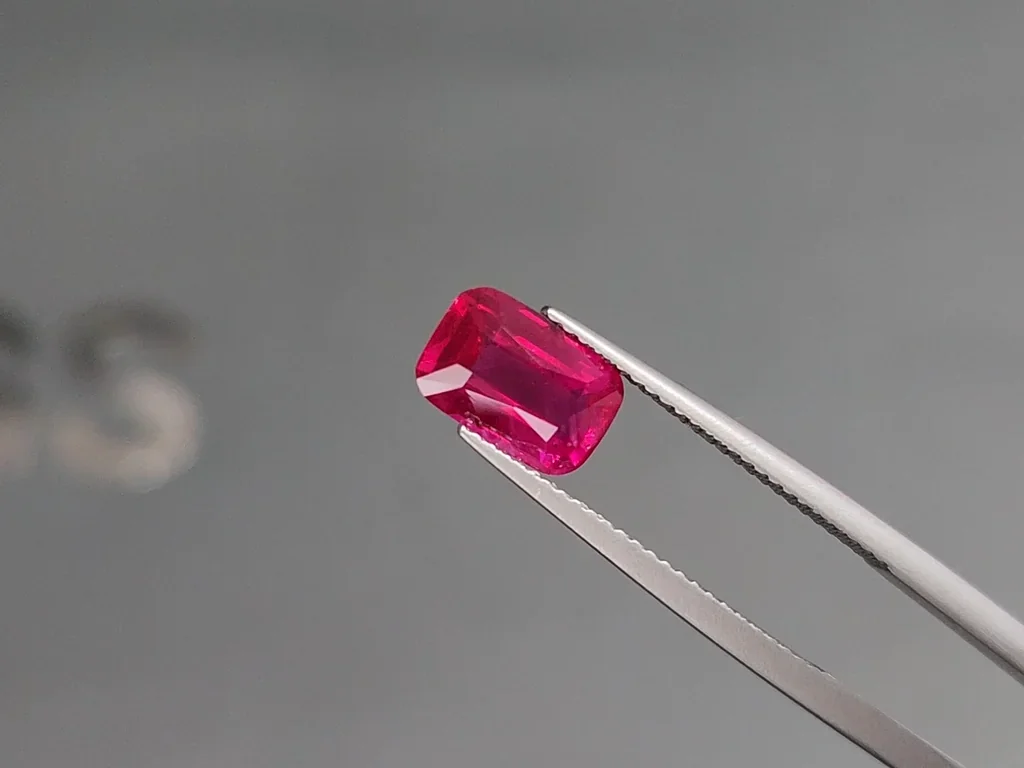 Unheated ruby Vibrant pink red cushion cut  2.55 carats,  Mozambique Image №3