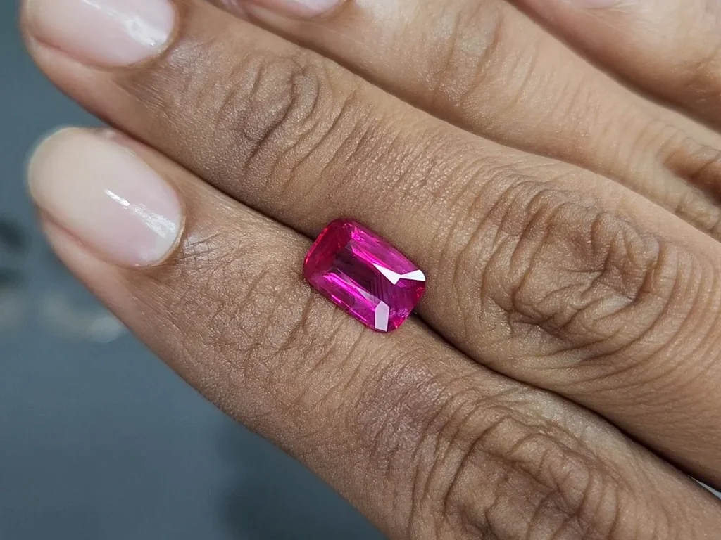 Unheated ruby Vibrant pink red cushion cut  2.55 carats,  Mozambique Image №2