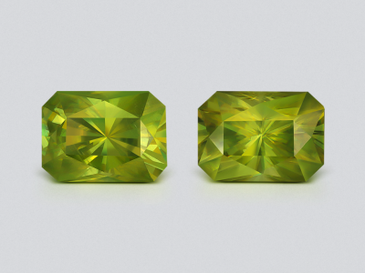 Pair of yellow green sphenes radiant cut 3.51 carats, Madagascar photo