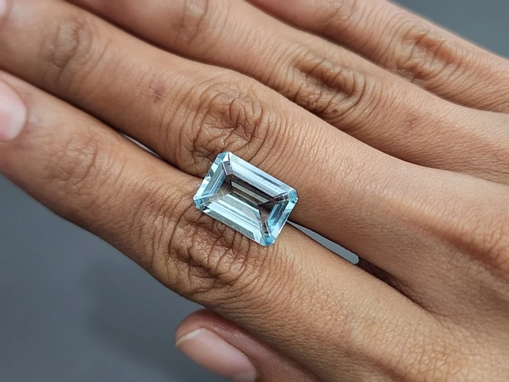Aquamarine octagon cut 5.92 carats, Madagascar Image №2
