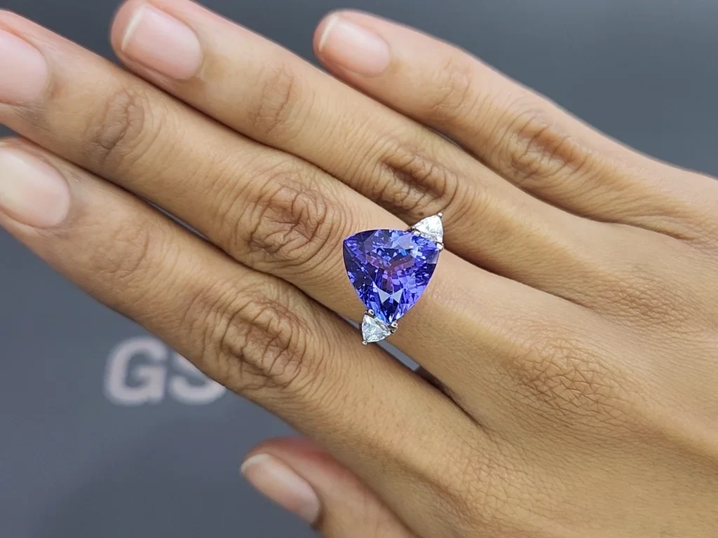 Tanzanite trillion cut 7.89 carats, Tanzania Image №5