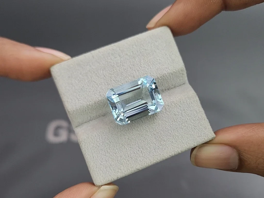 Aquamarine octagon cut 12.54 carats, Madagascar  Image №4