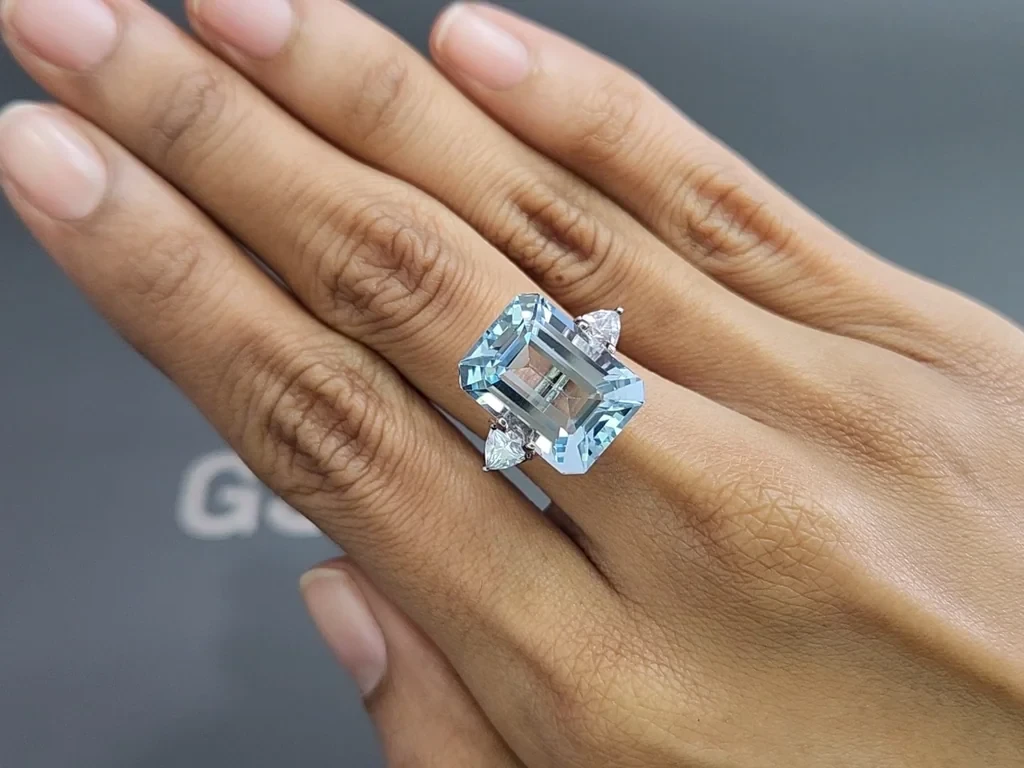 Aquamarine octagon cut 12.54 carats, Madagascar  Image №5
