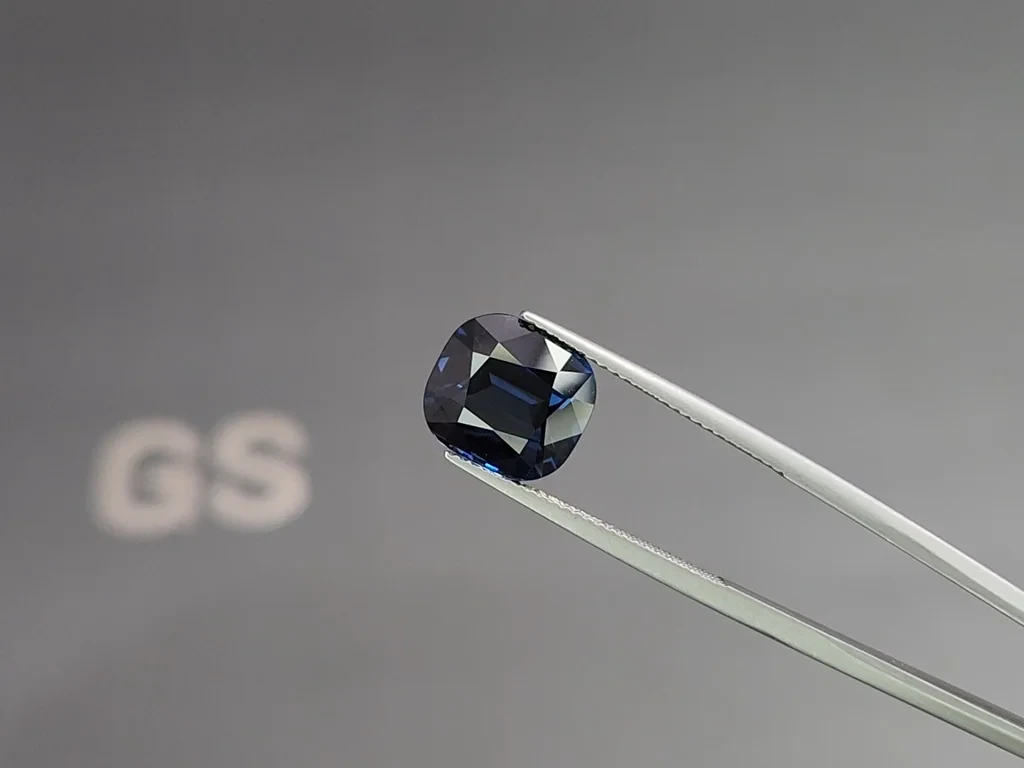 Cobalt spinel cushion cut 6.08 carats, Tanzania (AIG) Image №3