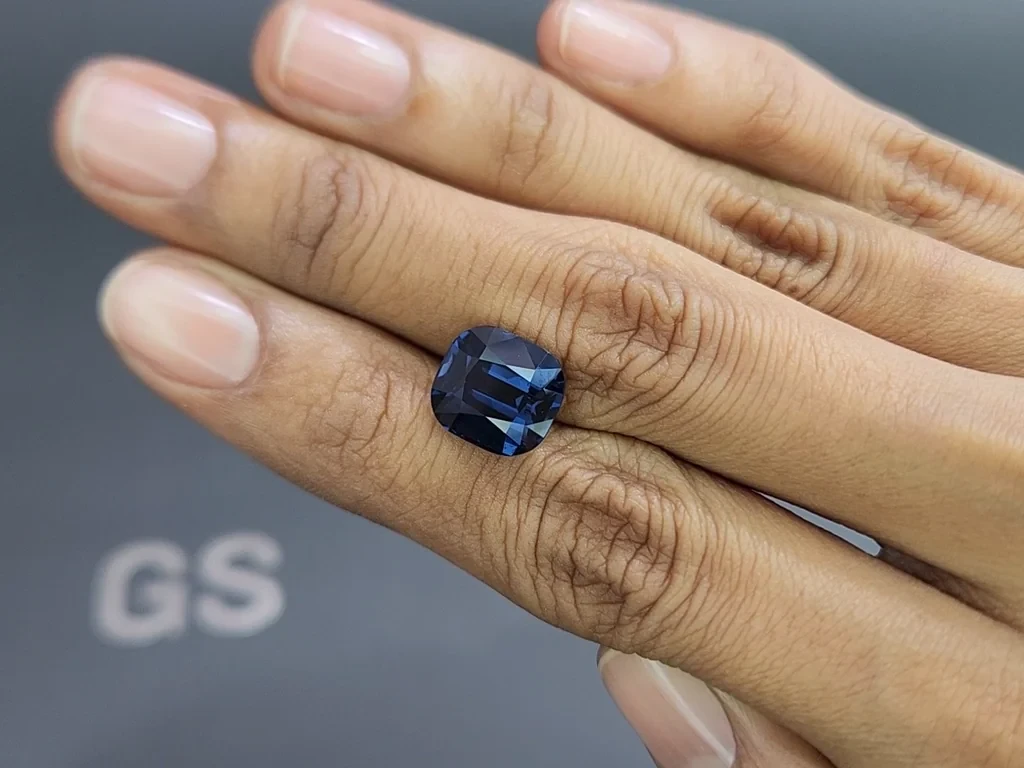Cobalt spinel cushion cut 6.08 carats, Tanzania (AIG) Image №2
