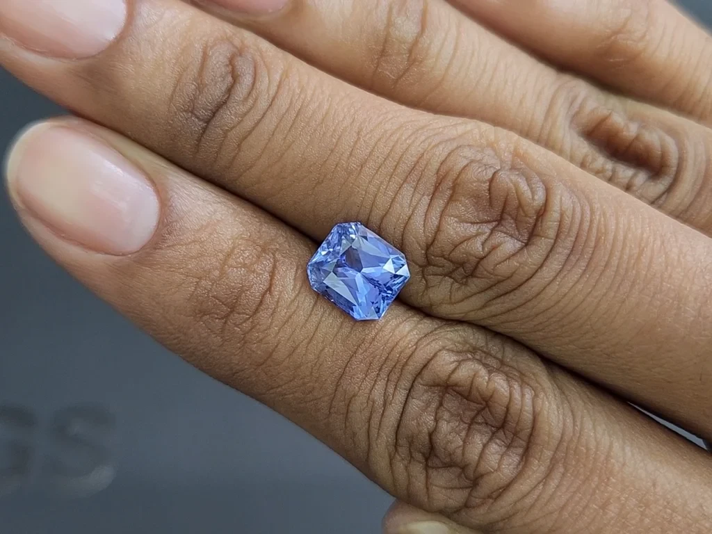 Blue sapphire radiant cut 3.10 carats, Sri Lanka Image №2