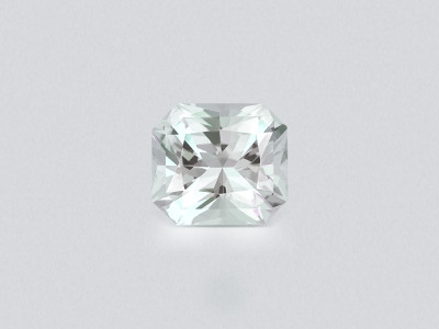 Kunzite light green radiant cut 6.27 carats, Pakistan photo