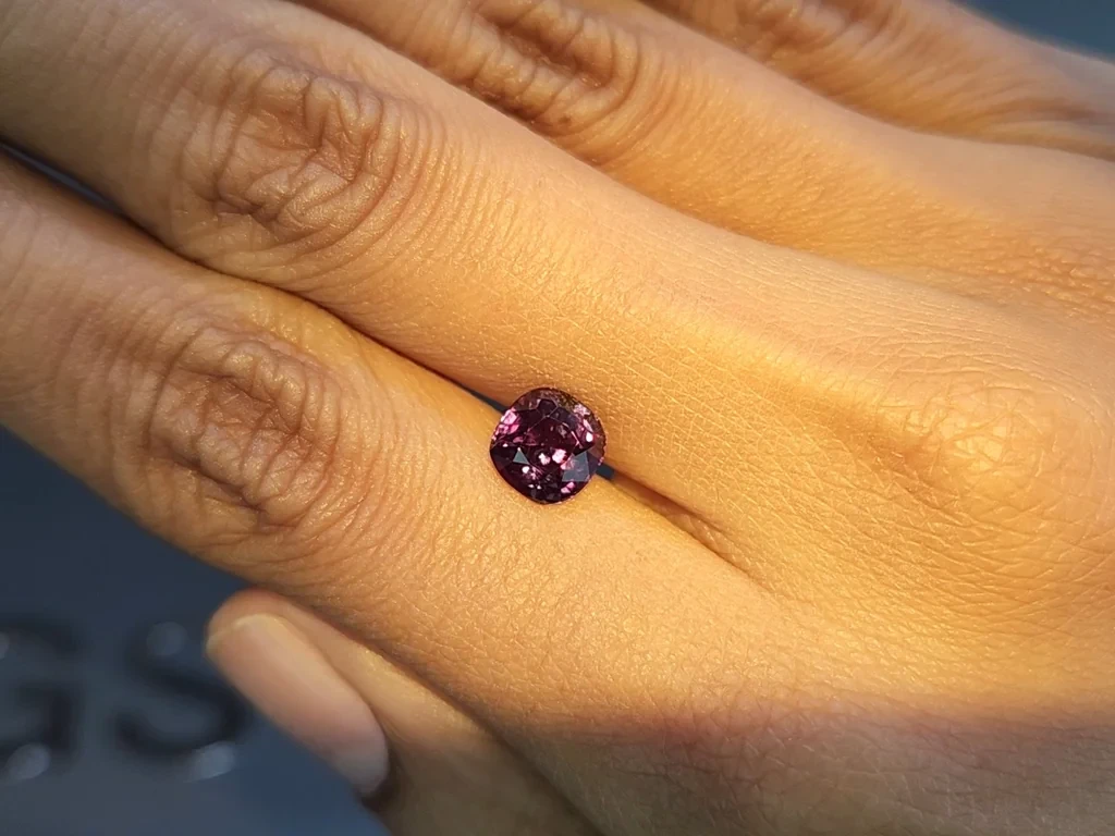 Alexandrite with color change cushion cut 2.10 carats, Brazil Image №3
