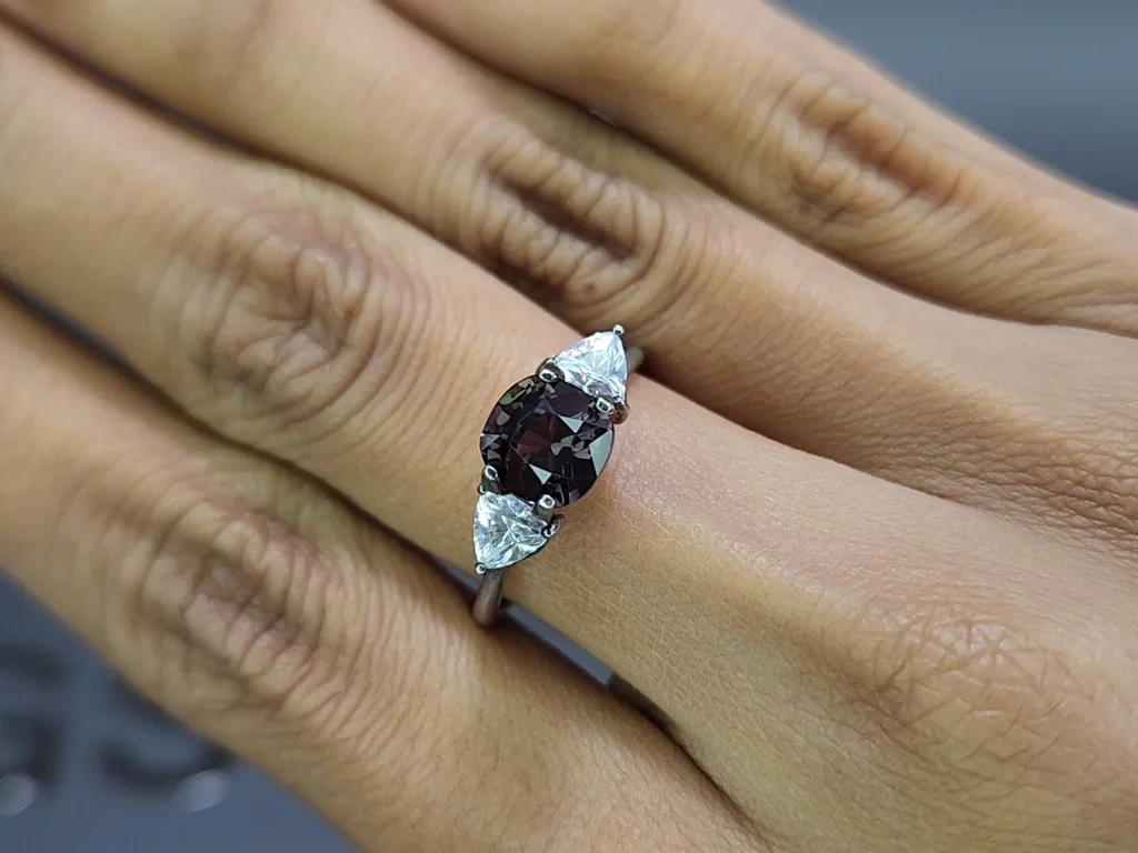 Alexandrite with color change cushion cut 2.10 carats, Brazil Image №8