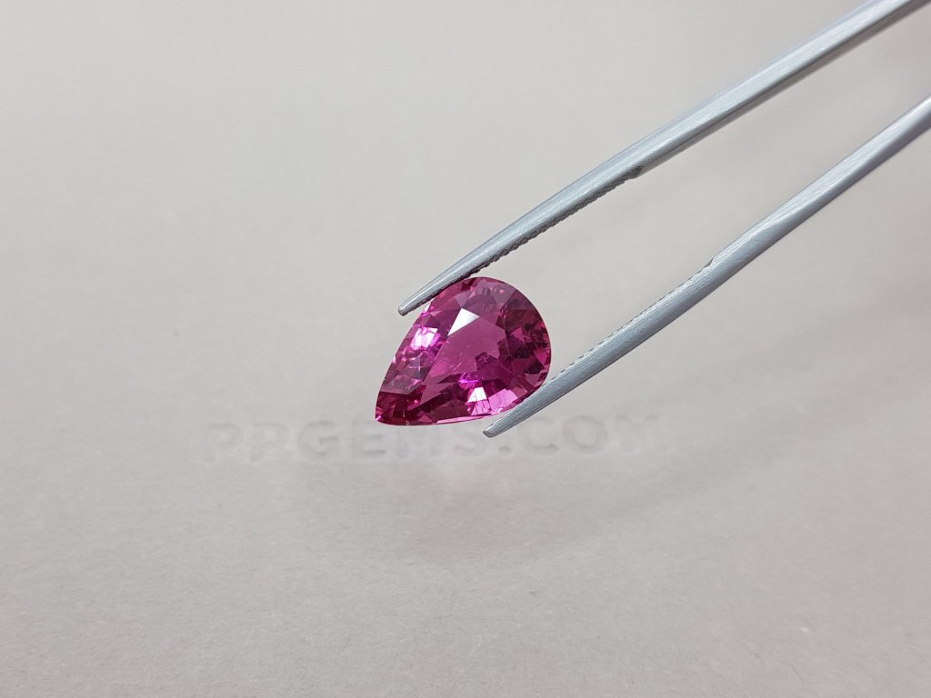 Intense pear-shaped rubellite 5.47 ct Image №4