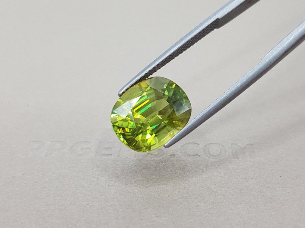 Cushion cut yellowish green sphene 7.65 ct Image №4