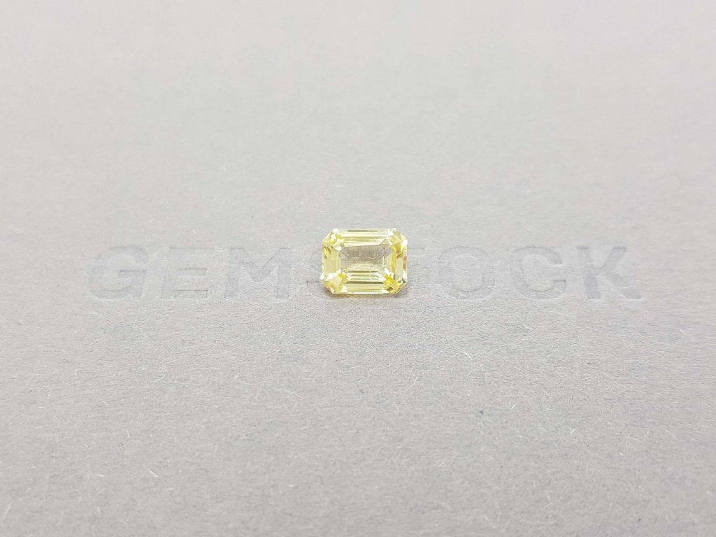Octagon unheated yellow sapphire 1.77 ct, Sri Lanka Image №2