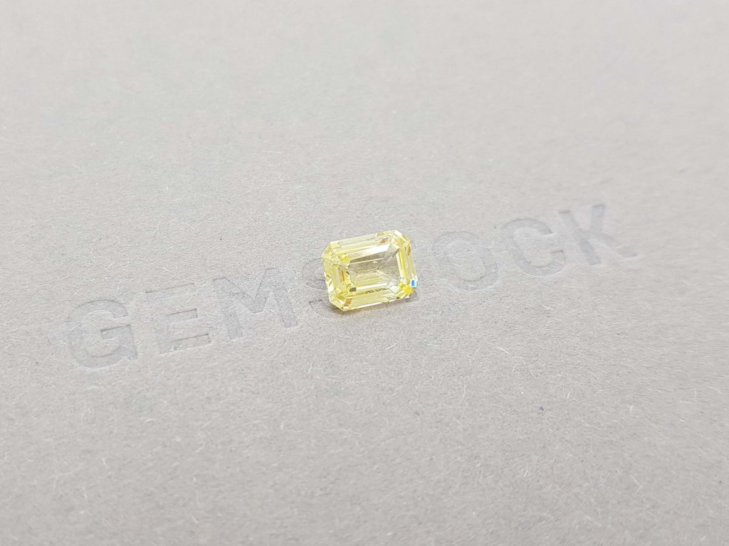 Octagon unheated yellow sapphire 1.77 ct, Sri Lanka Image №3