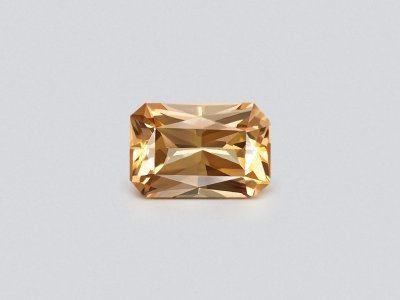 Golden topaz Imperial 2.37 carats in radiant cut, Brazil  photo