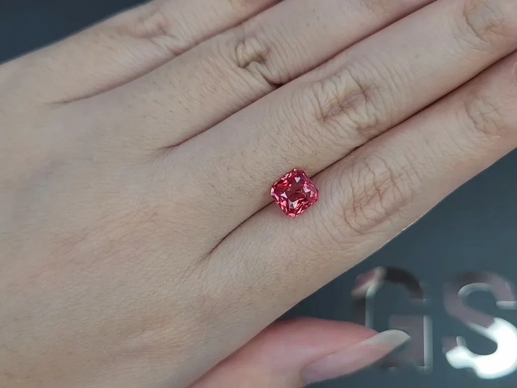 Vivid orangy-Pink Mahenge spinel in radiant cut 1.54 carats, Tanzania Image №2