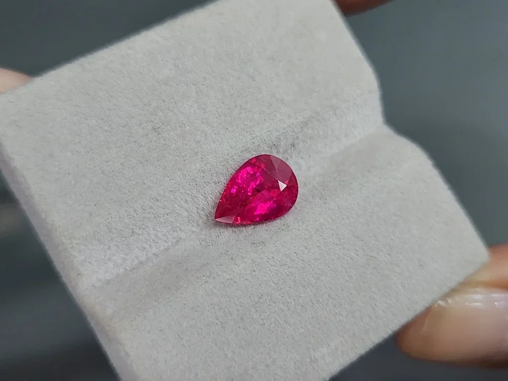 Unheated ruby pear cut  2.52 carats, Mozambique  Image №4