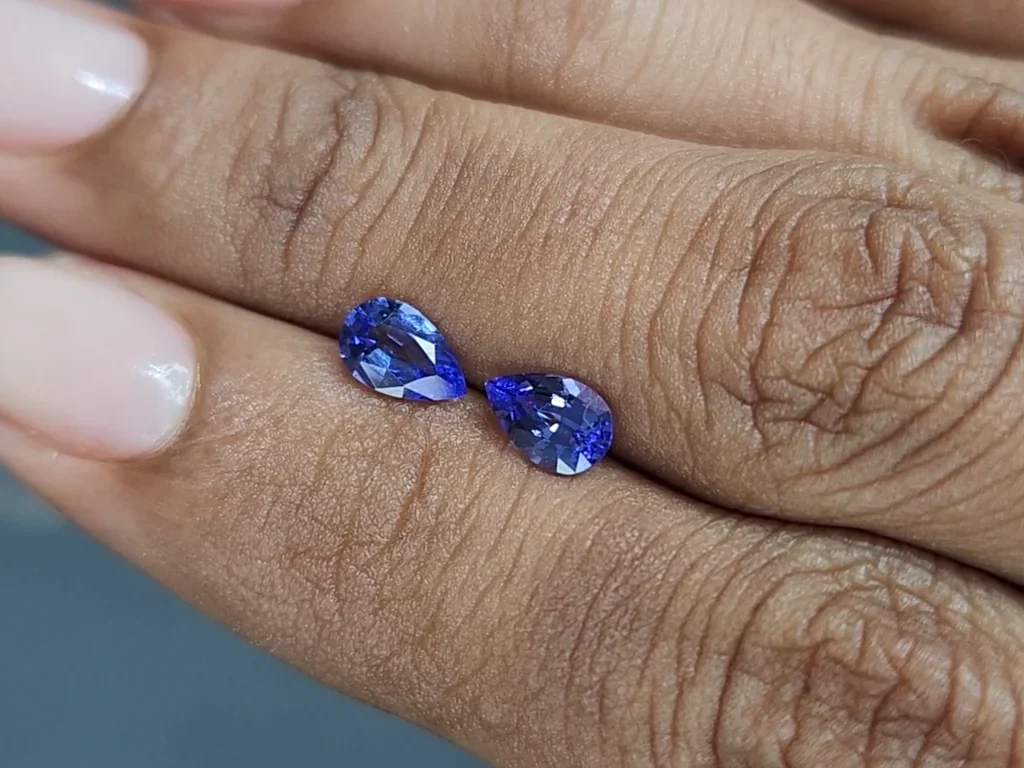 Pair of lavender tanzanites pear cut 1.07 carats, Tanzania Image №2