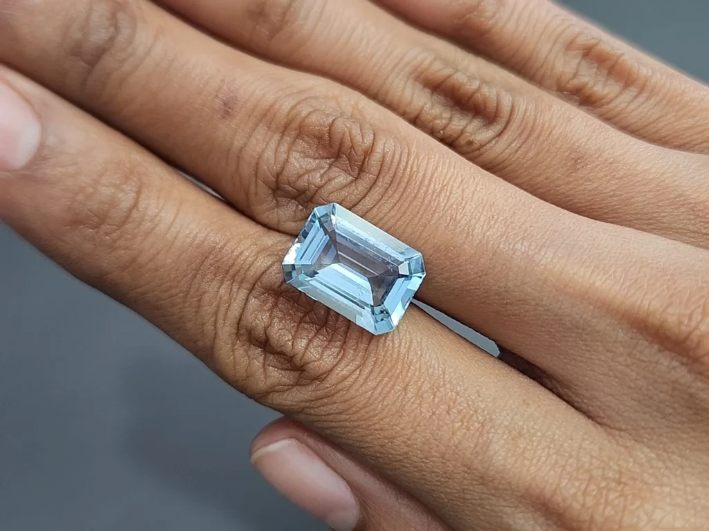 Aquamarine octagon cut 6.88 carats, Madagascar Image №2