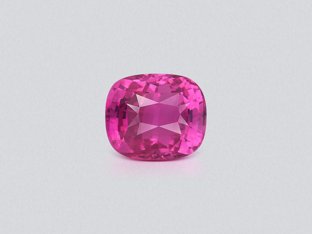 Unheated sapphire Hot Pink cushion cut 2.02 carats, Sri Lanka  Image №1