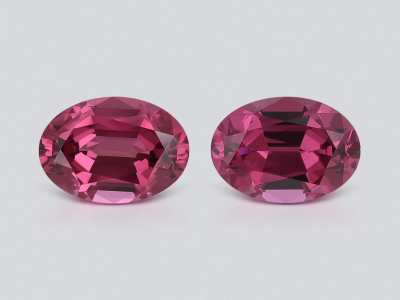 Pair of rhodolite garnets oval cut 1.99 carats, Madagascar photo
