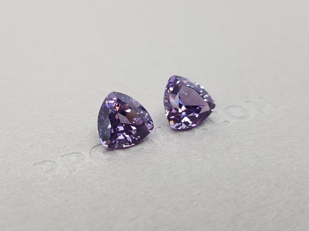 Pair of trillion cut spinels 5.45 ct, Sri Lanka Image №2