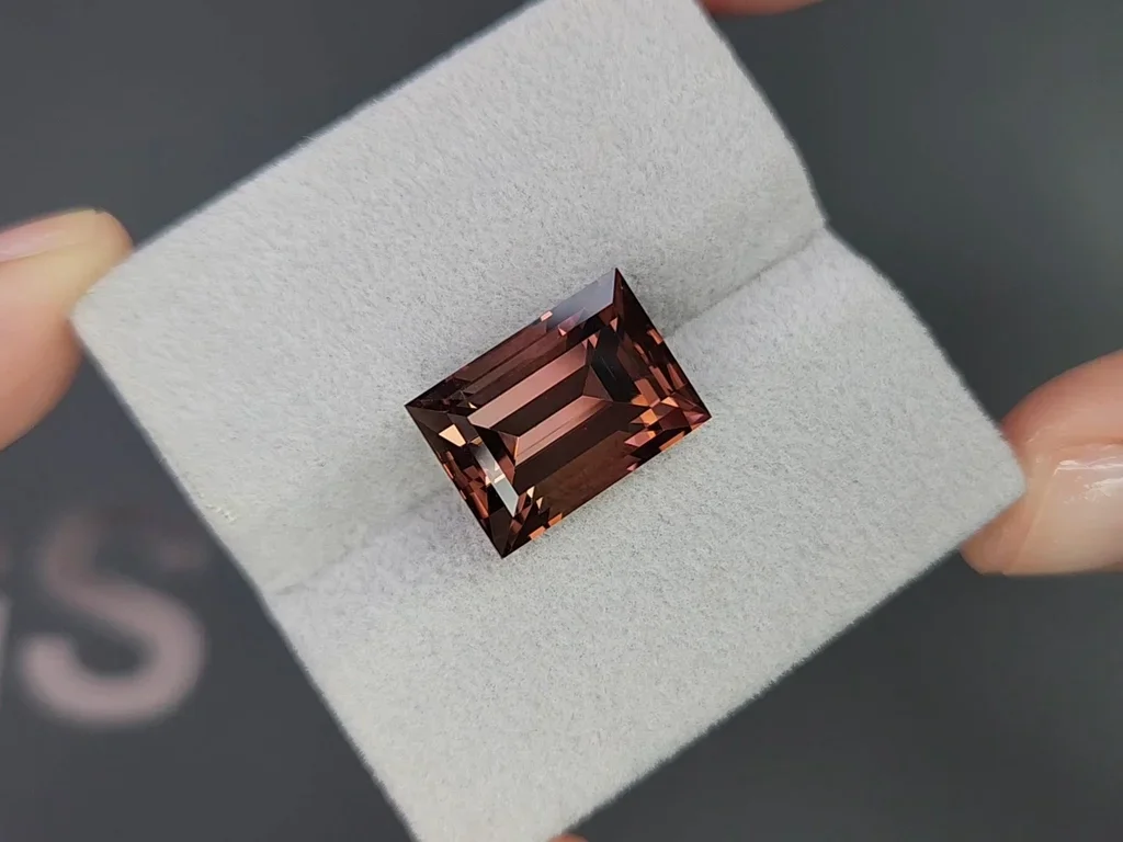 Cognac pink tourmaline in baguette cut 11.00 carats, Africa Image №4