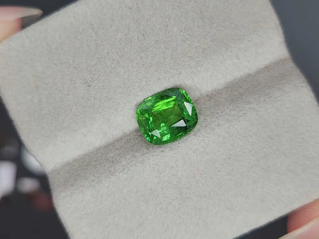 Neon green tsavorite garnet in cushion cut 2.19 carats, Tanzania Image №4