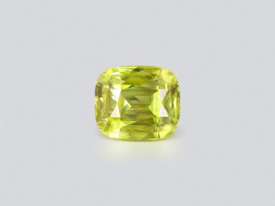 Yellow-green sphene cushion cut 5.37 carats, Madagascar photo